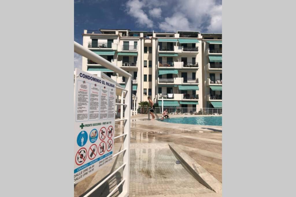 El Palmar Residence Vista-Mare E Vista-Piscina Lido di Jesolo Zewnętrze zdjęcie
