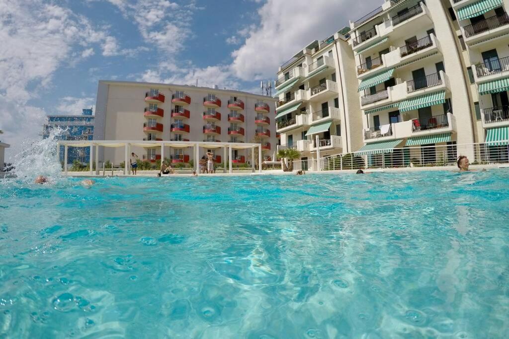 El Palmar Residence Vista-Mare E Vista-Piscina Lido di Jesolo Zewnętrze zdjęcie